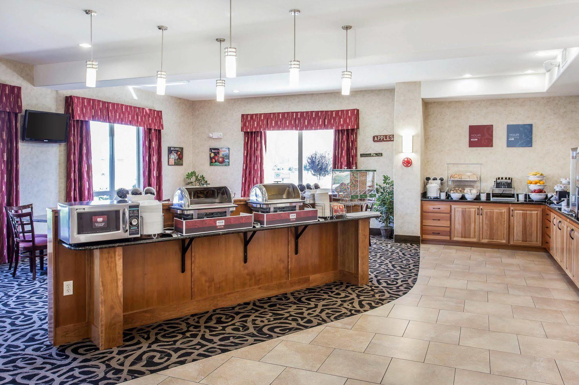 Comfort Suites Wenatchee Gateway Buitenkant foto