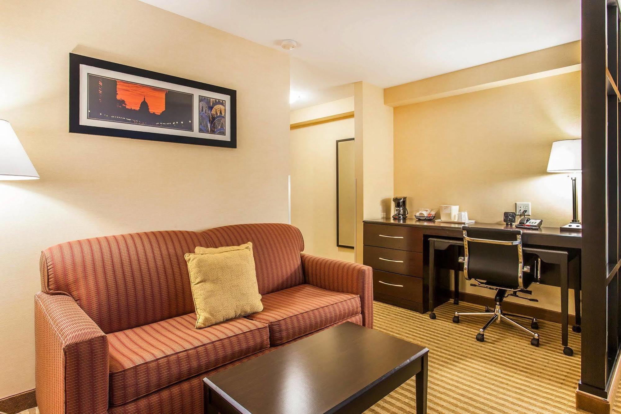 Comfort Suites Wenatchee Gateway Buitenkant foto