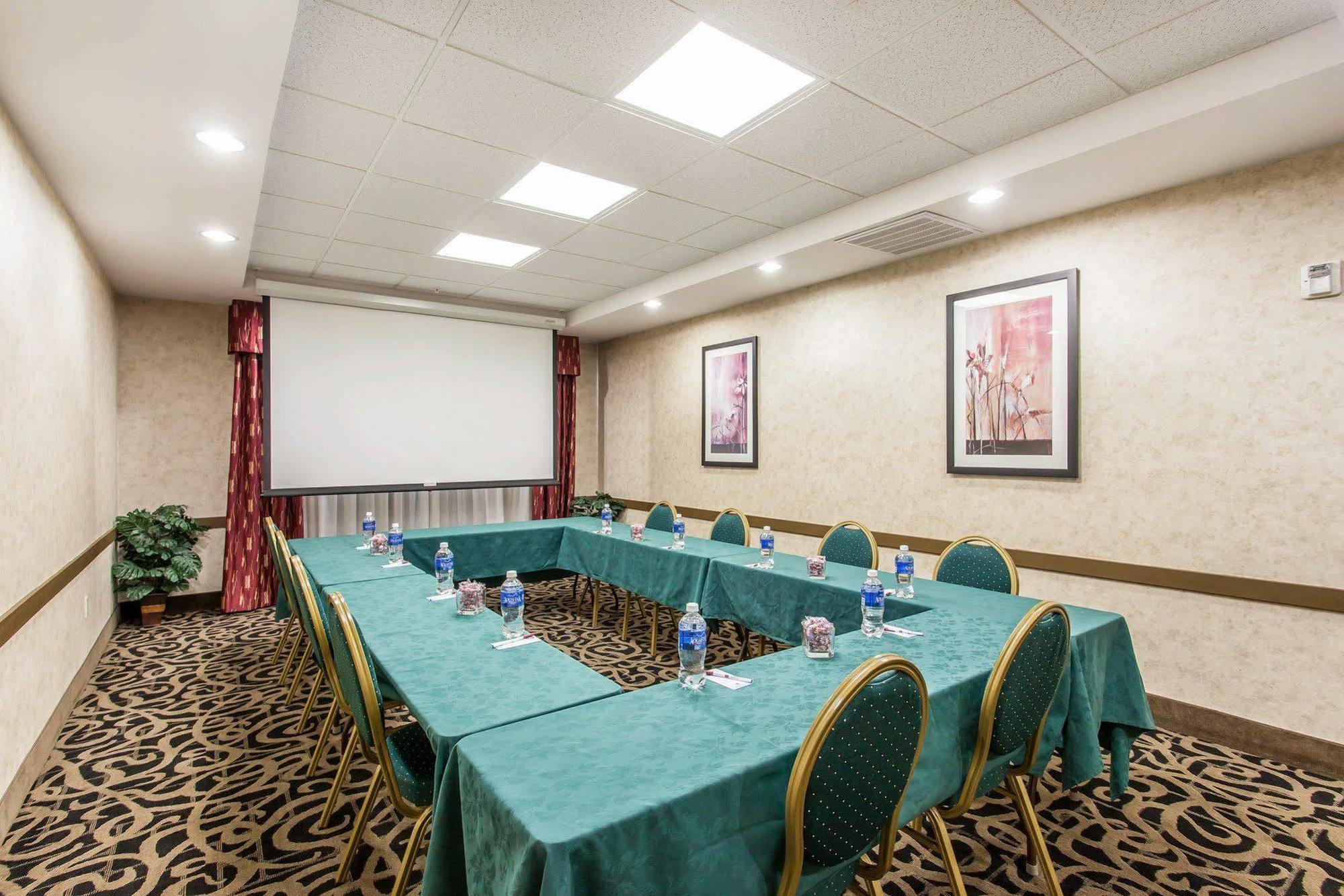 Comfort Suites Wenatchee Gateway Buitenkant foto